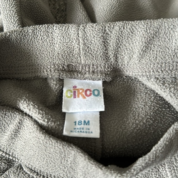 Set of 2 Circo Sweatpants, Size 18 months - Picture 2 of 4